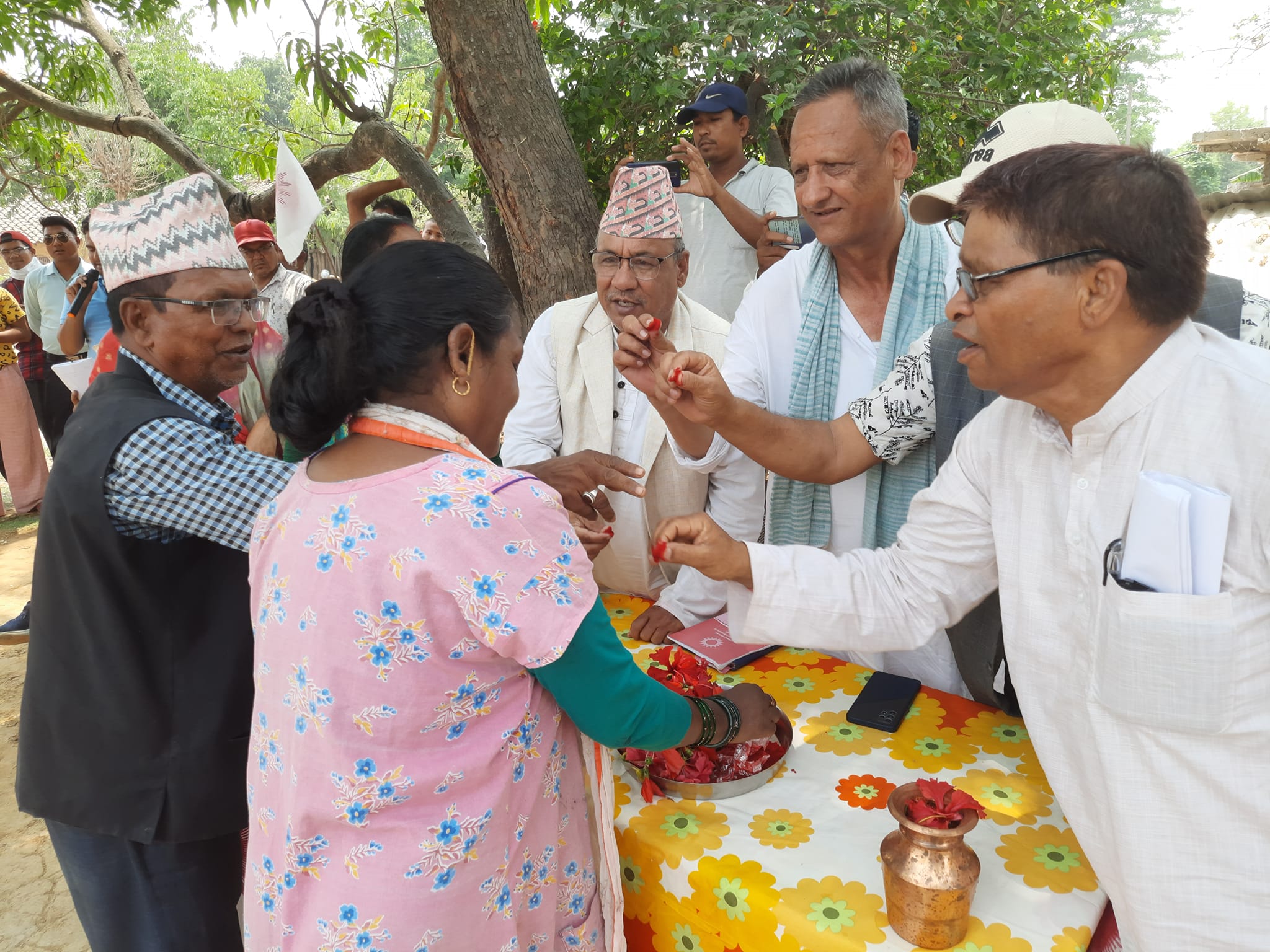 राजनितीलाई पेशा र ब्यापार बनाउनेका बिरुद्ध हाम्रो उम्मेदवार हो , यो लँडाईमा जितेर नै छोडछौँ - मेयरका उम्मेदवार गोकर्ण भट्ट